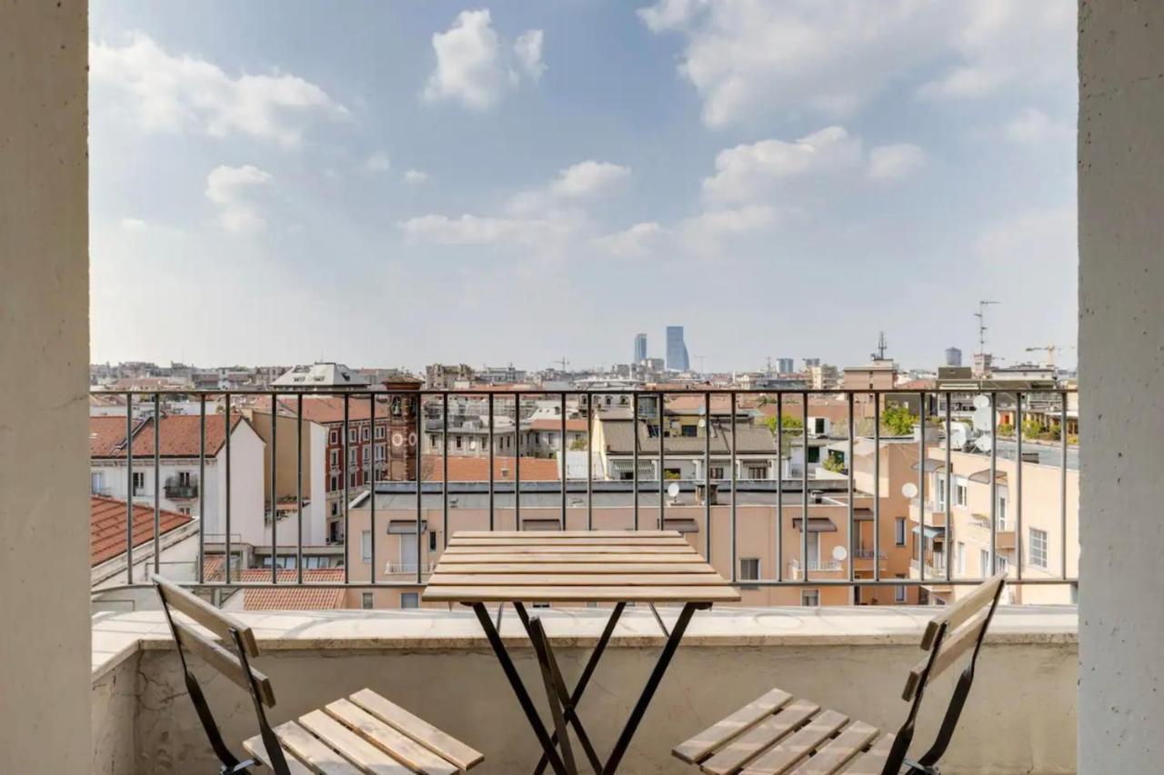 Navigli Loft - Hosted By Sweetstay Milan Bagian luar foto