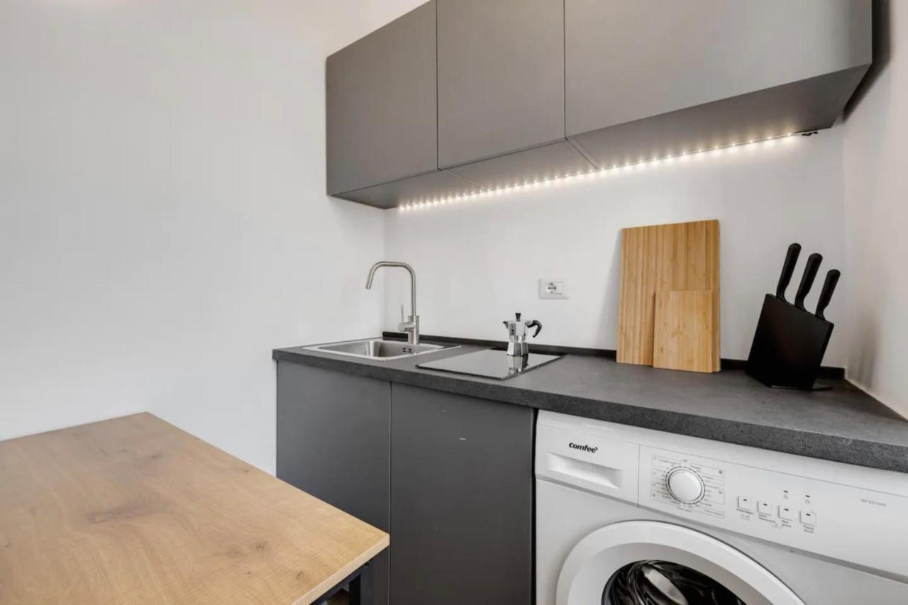 Navigli Loft - Hosted By Sweetstay Milan Bagian luar foto