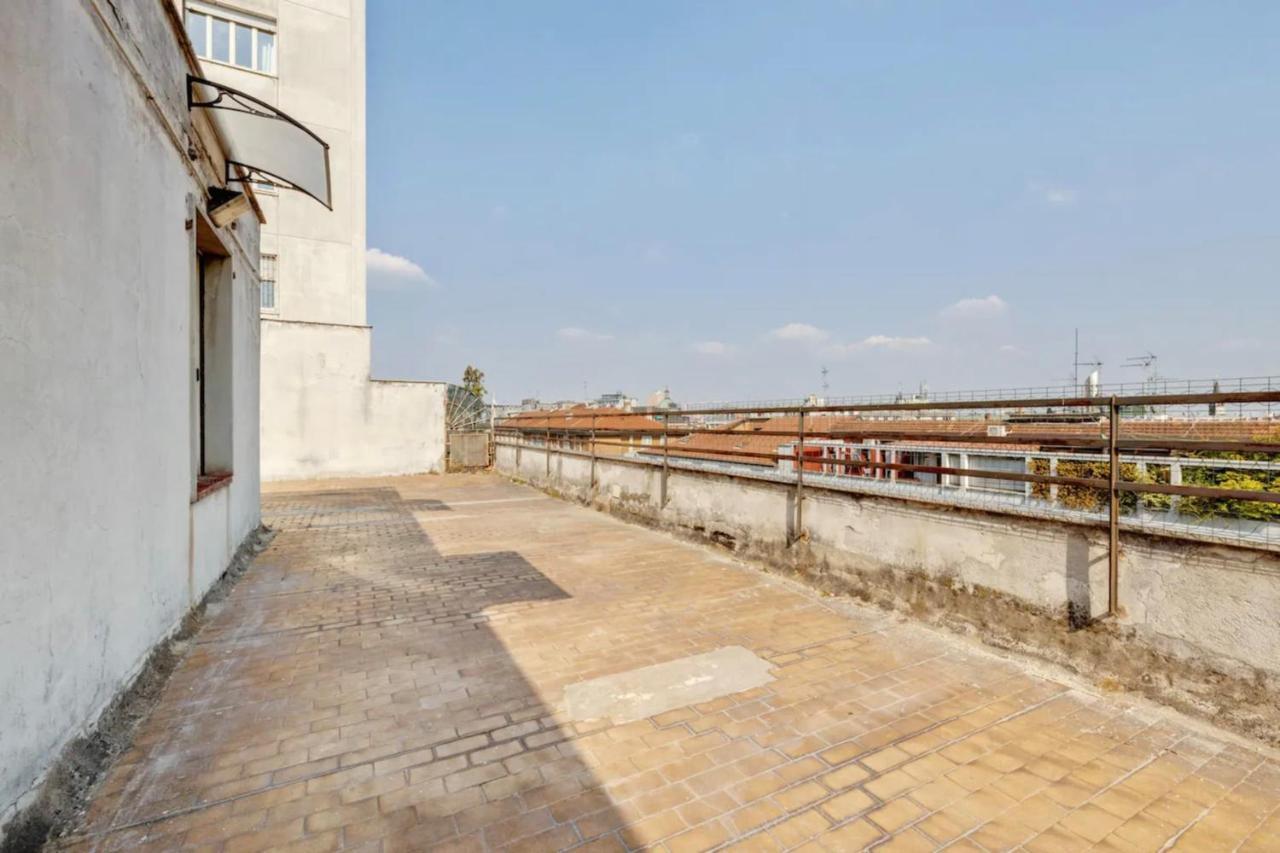 Navigli Loft - Hosted By Sweetstay Milan Bagian luar foto